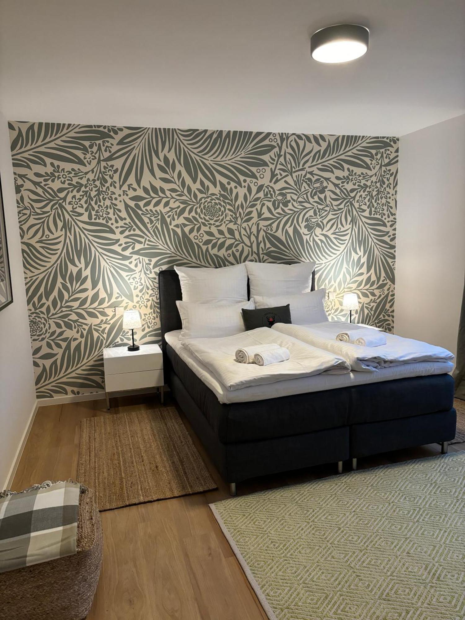 Gesamte Wohnung, Kueche, Parkplatz, Terrasse Bad Bellingen Kültér fotó